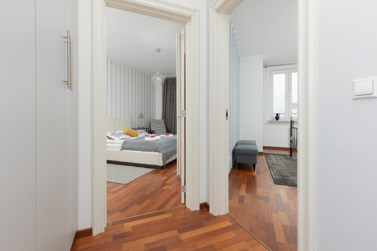 Warsaw Slominskiego Apartment By Noclegi Renters Exteriör bild
