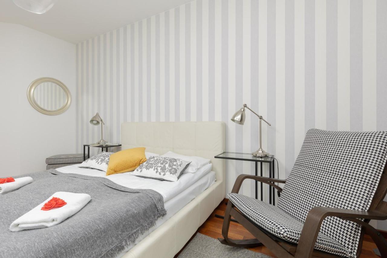 Warsaw Slominskiego Apartment By Noclegi Renters Exteriör bild